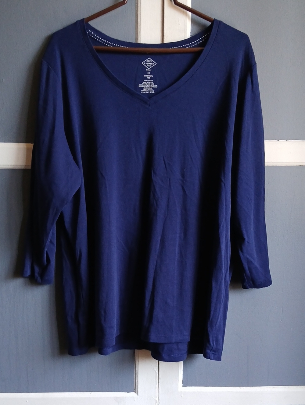 St. John's Bay Navy V-Neck Essential Tee
